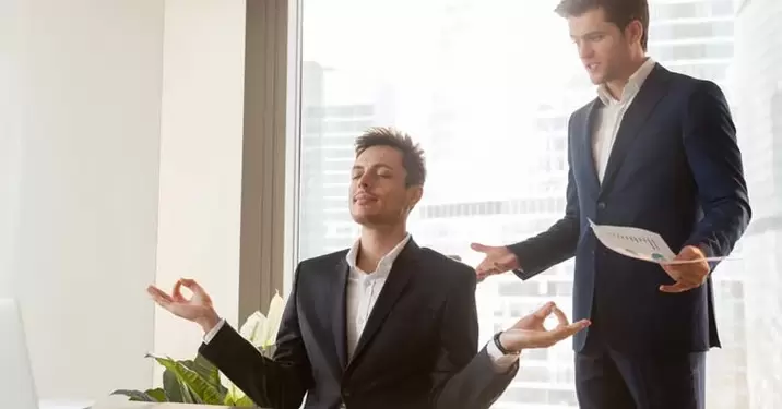 သဘာဝအတိုင်း အစွမ်းထက်မြက်စေရန် အလုပ်မှအနားယူပါ။